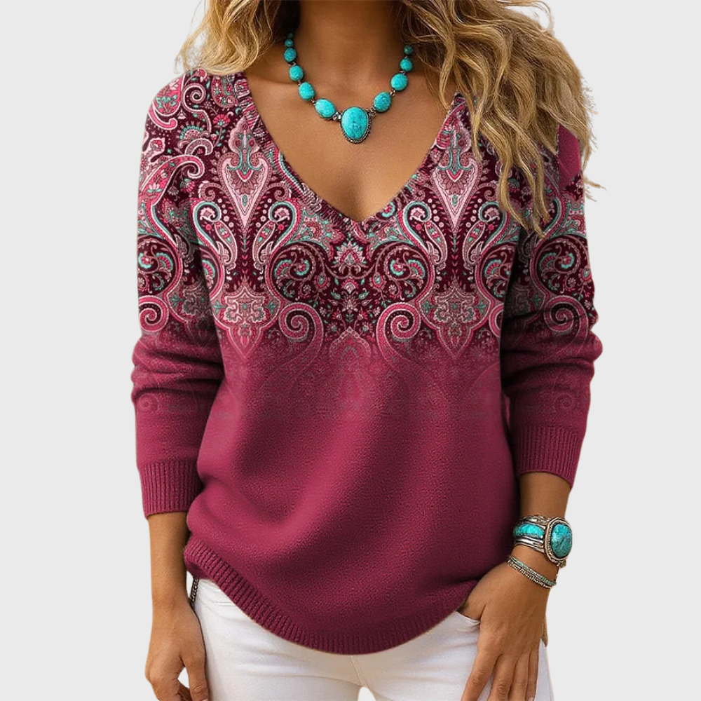 Elegant long-sleeved sweater