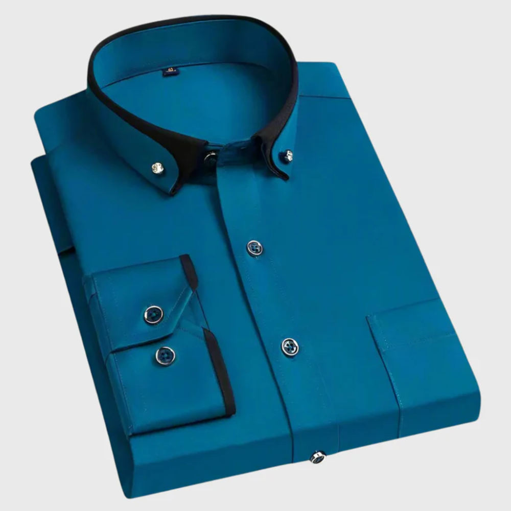 Classic cotton shirt with long sleeves