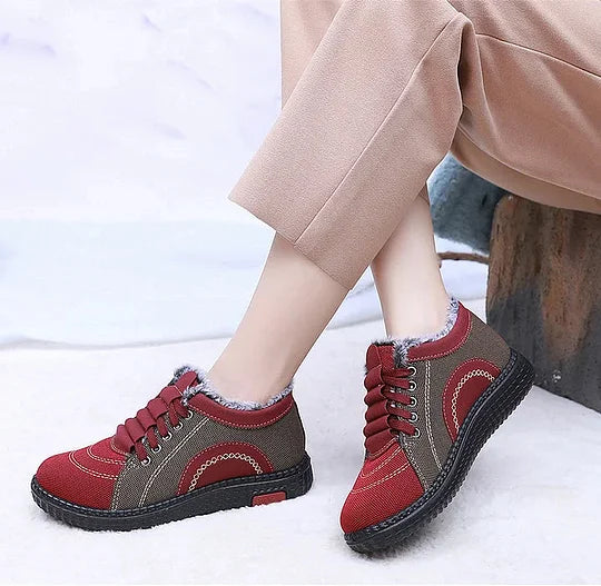 Winter boots made of fleece lining
