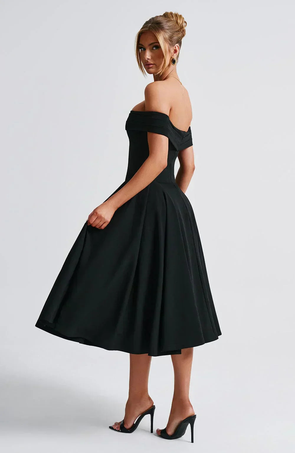 Elegant Midi Dress Alexander Saint