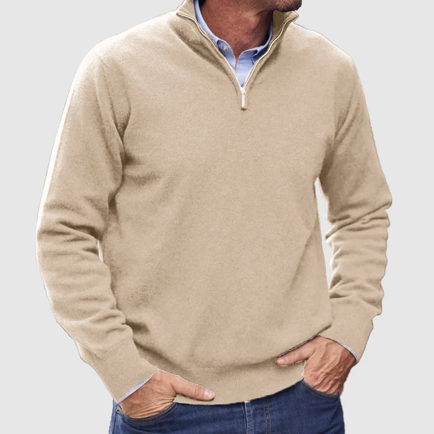 Long-sleeved zip-up sweater