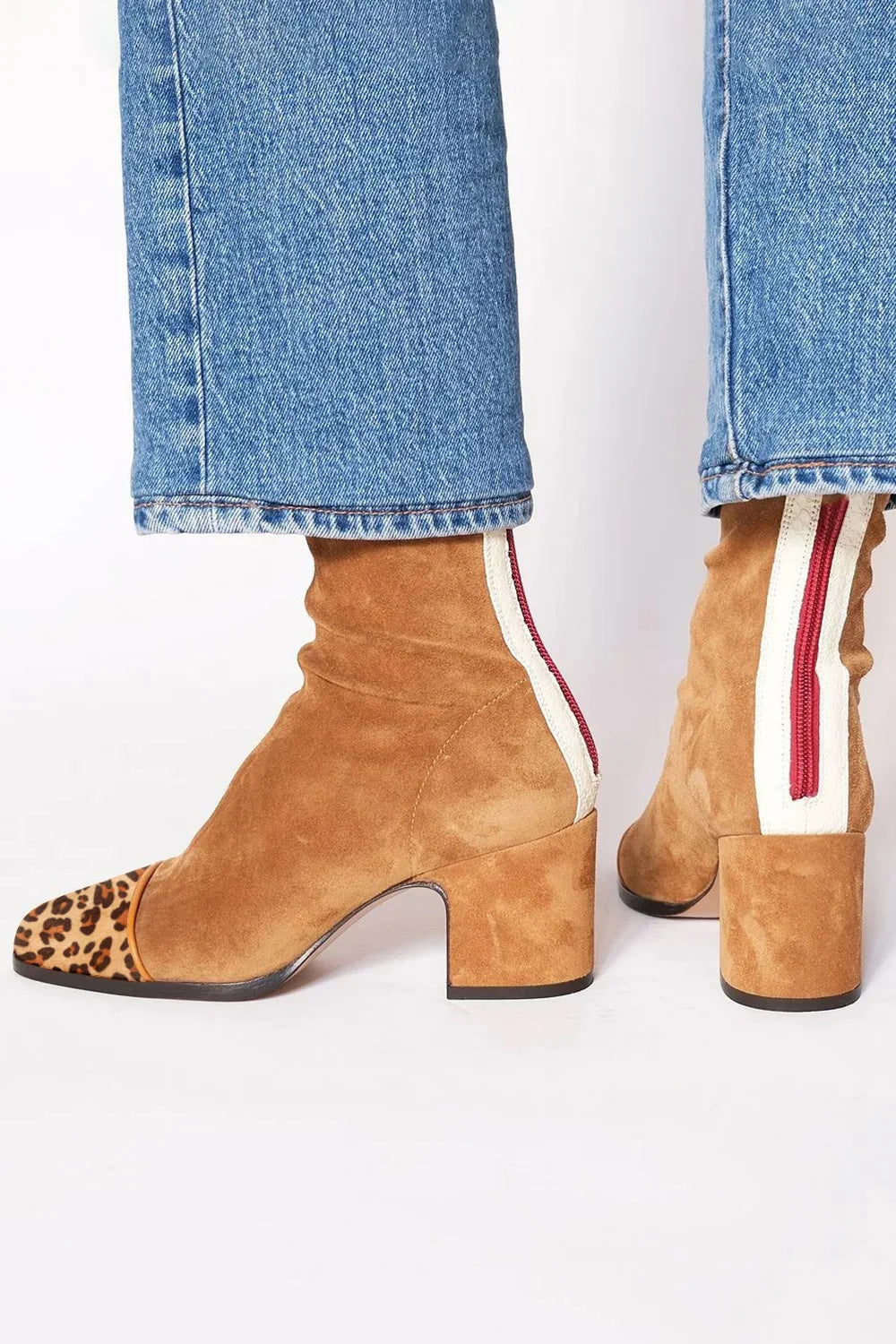 Square-toe heeled boots