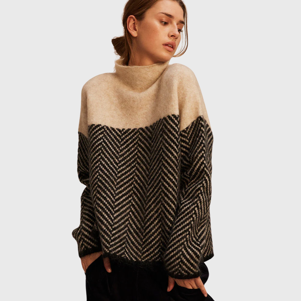 Contrast Turtleneck Sweater