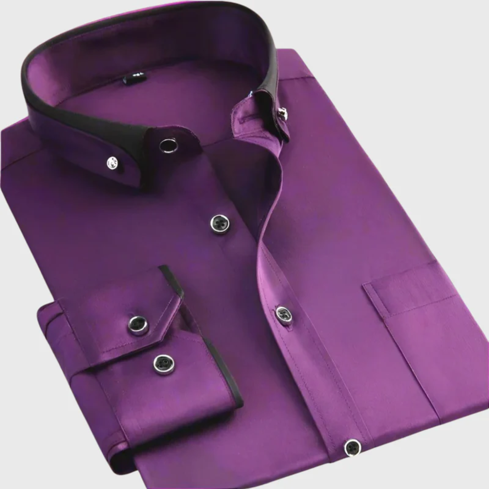 Classic cotton shirt with long sleeves