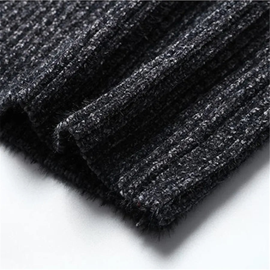 MEN'S TURTLE NECK SWEATER